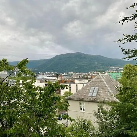 Apartment Moderne 3 Rom Leilighet I