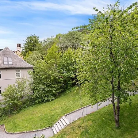 Apartment Moderne 3 Rom Leilighet I *
